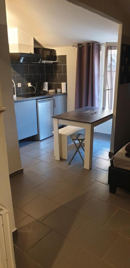 Bienvenue Au Centre Ville Arles Apartment Luaran gambar